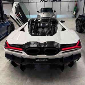 Lamborghini Revuelto Coupé AWD 2025, el Más Vendido - Product Image 2