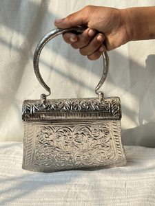 Indian Fully Handcrafted <b>Silver</b> Tone Metal <b>Clutch</b> <b>Bag</b> for Women Luxury Evening Party Wedding Handbag traditional indian <b>clutch</b> - Product Image 3
