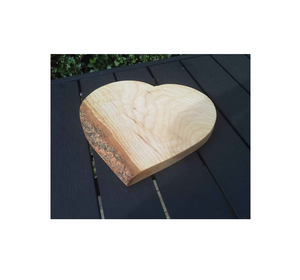 Eco Friendly Wood Chopping Board <b>Heart</b>-Shape Grooved Best Price Acacia Wood <b>Heart</b> <b>Shaped</b> Cutting Board - Product Image 2