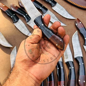 Cuchillo de Hoja Fija de Acero de Damasco Forjado a Mano para Caza Profesional al Aire Libre, Dureza OEM 56HRC, Mango de Madera Pakka, 1 Pieza de Alta Calidad - Product Image 5