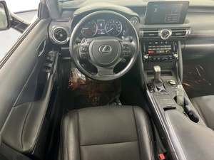LEXUS IS 300 SEDÁN RWD 2021 DE ALTA CALIDAD POTENCIAL - Product Image 3