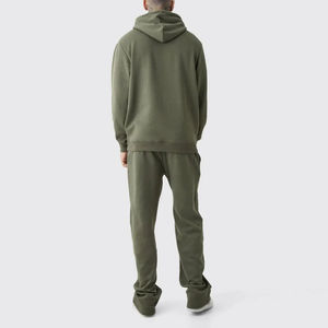 Trajes Deportivos Personalizados al por Mayor para Hombre, Diseño de Logotipo Personalizado Nuevo de Verano, Color Sólido, Tela de Felpa, Estilo Informal - Product Image 5