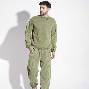2025 Trending Men's Sweat Suit Custom Logo Jogging Wear con diseño lavado con ácido Chándales de invierno Conjuntos de chándal al por mayor - Product Image 3