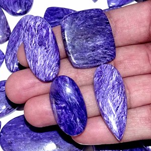 พลอยหลวม Charoite ธรรมชาติขายส่ง พลอย Charoite ธรรมชาติ Cabochon พลอยที่สวยงามสําหรับทําเครื่องประดับ - Product Image 2