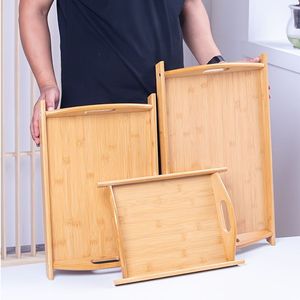 BANDEJA DE SERVICIO DE MADERA AMISTOSA CON ASAS Bandeja de café moderna de color rústico para sala de estar Bandeja decorativa de madera - Product Image 5