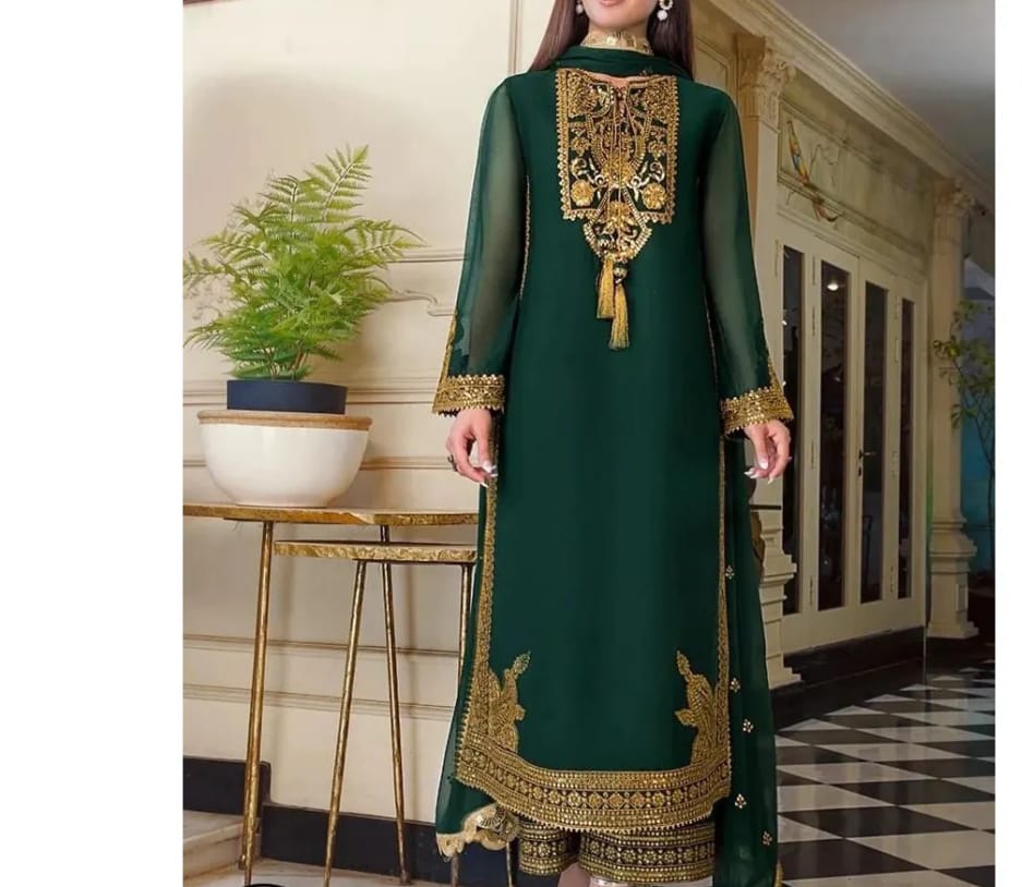 green emerald velvet dress Buy Pakistani Style Suit Italy main image 0