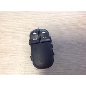 Panneau de boutons avant gauche FORD Focus Berline 1ère Série 98AG14529AC 03162302 (98>01) - Product Image 1