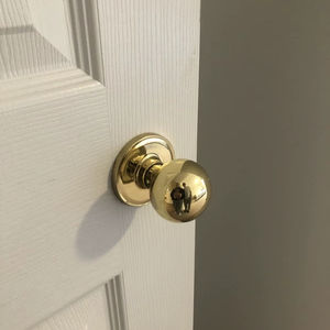 Pomo de Puerta de Latón de Primera Calidad para un Acabado Interior de Alta Calidad y Manejo Diario de la Puerta Funcional, Suave y Confiable - Product Image 1