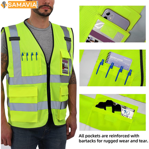 Chaleco DE TRABAJO Premium listo para enviar para hombres | Chaleco táctico SAMAVIA para acampar y senderismo con diseño reflectante - Product Image 3