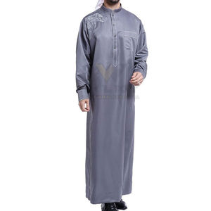 Élégant soyeux homme musulman vêtements islamique moderne traditionnel Khamis arabe islamique hommes Thobe Jubbah conception personnalisée - Product Image 1
