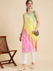 Kurti élégant et tendance pour femmes, en tissu rayonne super doux, sans manches, col rond, été, style indien - Product Image 3