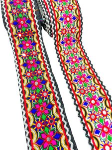 Cordones multicolores bordados a medida con temas tribales, incluidos espejos, ideales para reventa por diseñadores de moda - Product Image 5