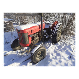 Tractor Usado de Construcción Resistente de 65 CV, Opción Disponible para Compra al por Mayor - Product Image 3