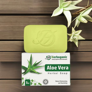 สบู่สมุนไพรออร์แกนิคเฮิร์โบแกนิค อโลเวร่า ผสมแร่ธาตุ ช่วยเติมความชุ่มชื้น บำรุงผิว ปลอบประโลมผิว ผลิตด้วยมือ เหมาะสำหรับทุกสภาพผิว - Product Image 3
