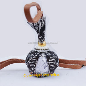 LLavero de capucha árabe de cetrería de cuero personalizable de alta calidad Logotipo personalizado ligero Uso al aire libre Qatar ENVÍO LISTO - Product Image 4