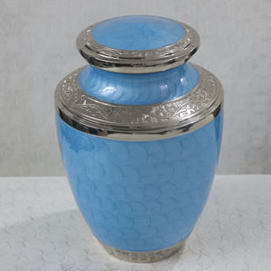 Urna de cremación metálica de aluminio elegante con diseño de bandas antiguas utilizada para mantener las cenizas de los humanos de forma segura - Product Image 2