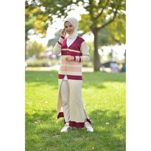 Vestido Casual Largo de Punto con Detalle de Botones y Patrón a Rayas Crochet - Product Image 1