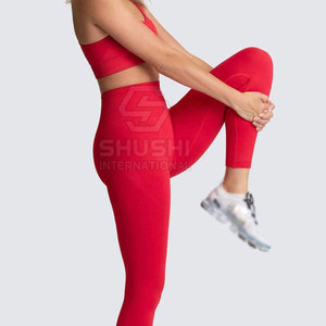 Ensemble de yoga à taille élastique solide et à quantité minimale de commande basse pour femmes, confortable et facile à porter, ensemble de yoga de gymnastique en nylon/élasthanne, disponible en stock - Product Image 5