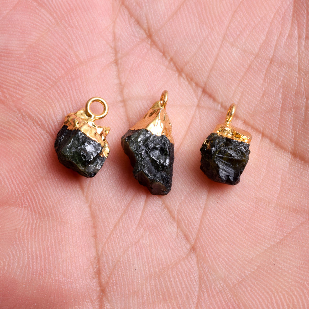 ทัวร์มาลีนสีดำ