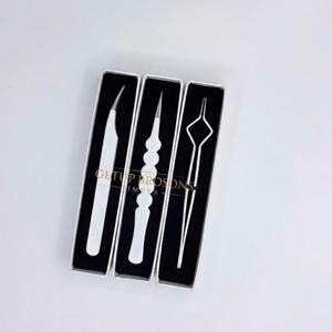 Pince à épiler professionnelle en acier inoxydable de haute qualité, avec revêtement blanc en poudre, pour extensions de cils, conception à bulles isolantes - Product Image 2