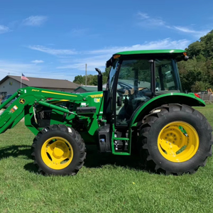 Tractores Utilitarios John Deere 5100E de Calidad 2025, Cabina, Motor de 4 Cilindros y 100 HP, John Deere 540M Instalado, Cargador Frontal, Elevador - Product Image 1