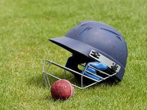 Casco de Cricket Personalizado, Casco de Cricket de Alta Calidad Hecho a Medida, Diseño de Logotipo Personalizado - Product Image 4