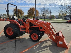 Tractor Cortacésped Kubota 4x4 en Oferta, Mini Tractor Agrícola para Jardín en Venta - Product Image 3