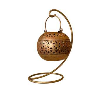 Porte-bougie en métal en forme de coeur accessoire de décoration d'intérieur - Product Image 1