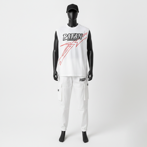 Ensemble de 2 pièces pour homme : t-shirt sans manches en coton et polyester de qualité supérieure, blanc, et pantalon cargo jogger, impression sérigraphique, logo personnalisé - Product Image 1