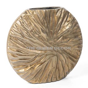 Superior Quality Handmade Iron Coastal Tabletop Flower <b>Vase</b> Decorative Pot with Design Home Accent the Queen Decor Model VSE8 - Product Image 2