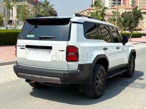 IMPRESIONANTE Toyota Prado Adventure 2024, TRANSMISIÓN AUTOMÁTICA, MOTOR V8 - Product Image 6