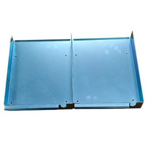 Carcasa de chapa de acero fabricada con CNC de alta precisión para protección de dispositivos electrónicos con características de montaje - Product Image 4