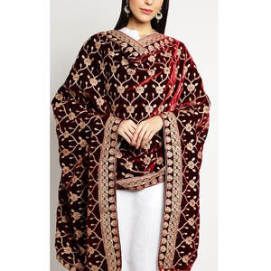 ผ้าคลุมไหล่กำมะหยี่สำหรับงานแต่งงาน - Product Image 3