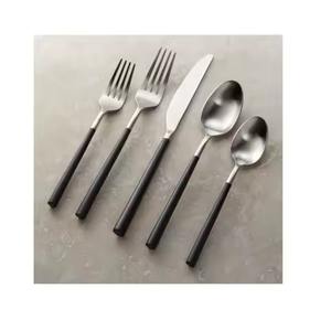 Ensemble de couverts Royal Design de 5 pièces avec poignée noire antique, couverts de qualité supérieure - Product Image 1