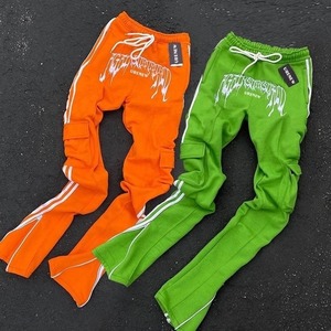 Pantalones de chándal acampanados de algodón 100% personalizados de alta calidad para hombre, pantalones de chándal informales de cintura media, pintura de grafiti, salpicaduras, logotipo apilado, ropa de calle - Product Image 3