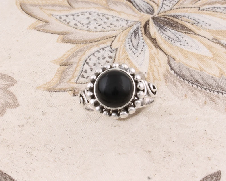 เช่นเดียวกับภาพ