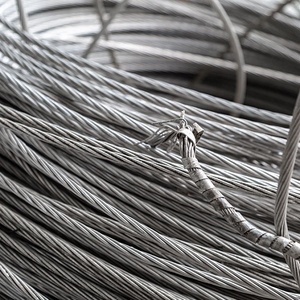 Déchets de fil d'aluminium en gros, qualité standard international, pureté 99,97 %, à prix compétitifs, à vendre - Product Image 1