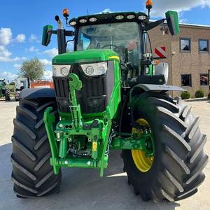 Tractor John Deere de 100 HP con Tracción en las 4 Ruedas y Componentes Centrales del Motor al Mejor Precio - Product Image 1