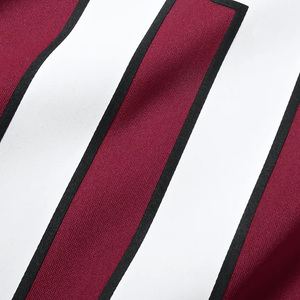 Maillot de football américain sur mesure en gros, 100 % polyester, sublimé, fabricant OEM - Product Image 4