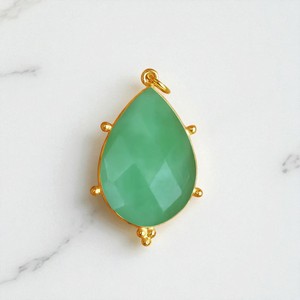 Poire À Facettes Chrysoprase Calcédoine Gemstone Charme Pendentif-Designer De Mode Pendentif Bijoux-925 Argent Charmes Pour La Vente En Gros - Product Image 1
