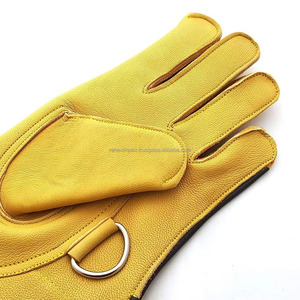 Guantes profesionales de cetrería hechos en Pakistán con cuero de primera calidad | Directo de fábrica a precios mayoristas - Product Image 3