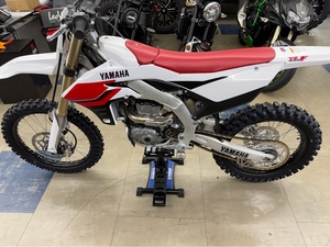Motocicletas deportivas YZ450F 2026 nuevas, de las marcas más vendidas, disponibles para la venta y listas para exportar - Product Image 3