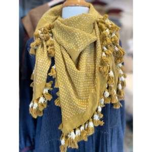 Pañuelo Floral Bordado con Mandala Color Mostaza Suave, Estampado Digital a Mano, Cuadrado, de Algodón Chiffon Bandhani con Pompones para Verano - Product Image 4