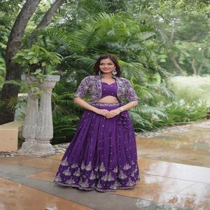 Nouvelle Élégance Dressing Tendance Belle Robe Pure Chinnon Lehenga Choli & Koti Avec De Riches Paillettes Brodées Travail Femme Mode - Product Image 1