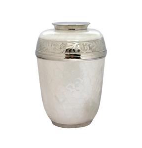 Fabricant de forme ovale d'urnes pour adultes en laiton avec des urnes imprimées de feuilles émaillées blanches et de fleurs Urne pour cendres adultes - Product Image 2