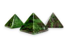 Giá Rẻ Giá Trên Soha Agate Cao Đánh Bóng Tự Nhiên Củ<span class=keywords><strong>a</strong></span> Ruby Zoisite Tinh Thể Kim Tự Tháp Cho Tinh Thần Chữ<span class=keywords><strong>a</strong></span> Bệnh Và Trang Trí Nội Thất Trên Bán - Product Image 3