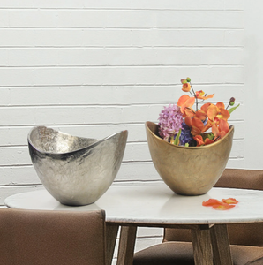 Juego de 2 Tazones de Servir de Metal Hechos a Mano en Latón AK con Acabado Antiguo en Oro y Plata para Decoración de Hoteles, Restaurantes y Fiestas - Product Image 4