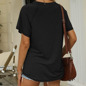 T-shirts en polyester en coton à col rond pour femmes personnalisés multicolores respirants et écologiques disponibles en couleur noire - Product Image 2