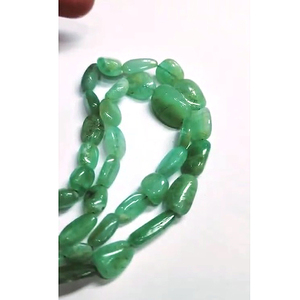 2 brins d'émeraude naturelle 10mm à 15mm perles ovales lisses 230 Ct Lot Iroc Sales 16 Inch Length Green Emerald Beads US $73 - Product Image 2