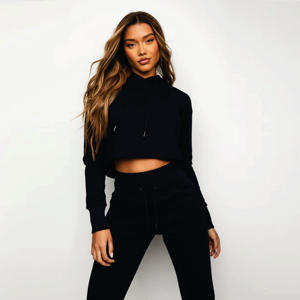 Sweat à capuche court pour femme avec doublure en polaire polyester 45% coton 55% sur mesure en gros - Product Image 1